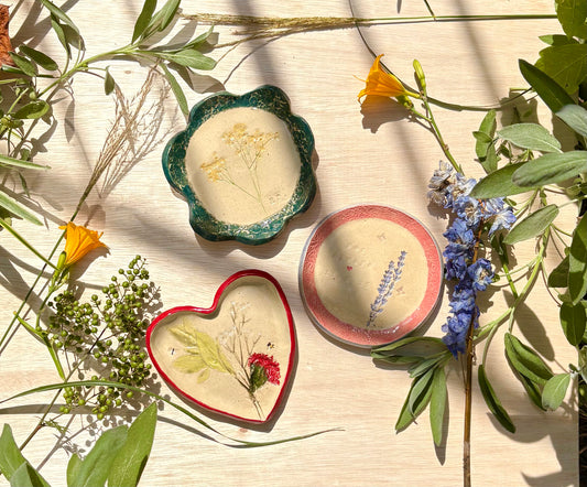 Tickets for the Pressed Floral Plate Workshop at La Cosecha
